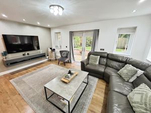 Sitting Room - click for photo gallery